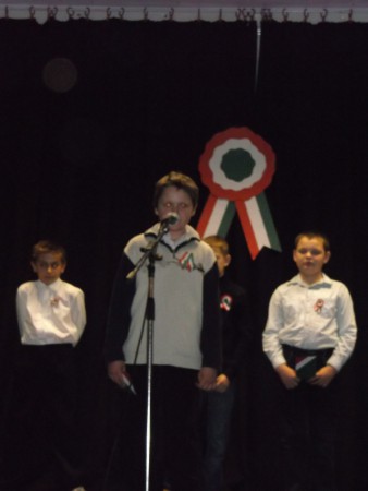 Ünnepi műsor a Művelődési Házban